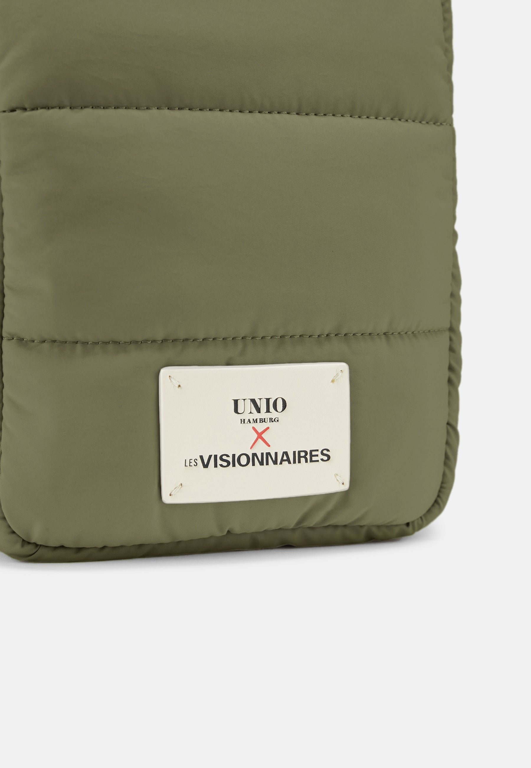 VAR_4262499032047_3