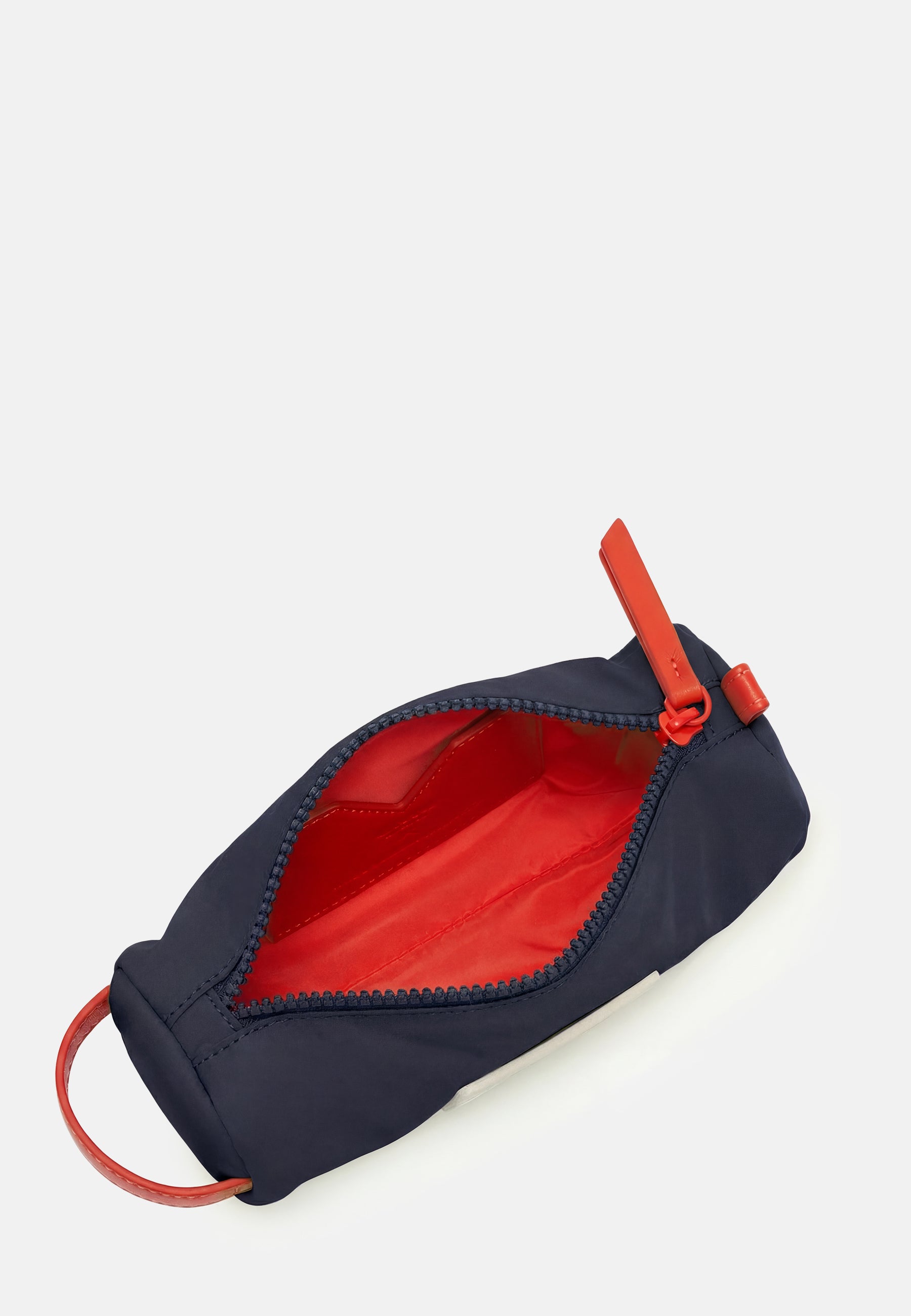 VAR_4262541708463_4