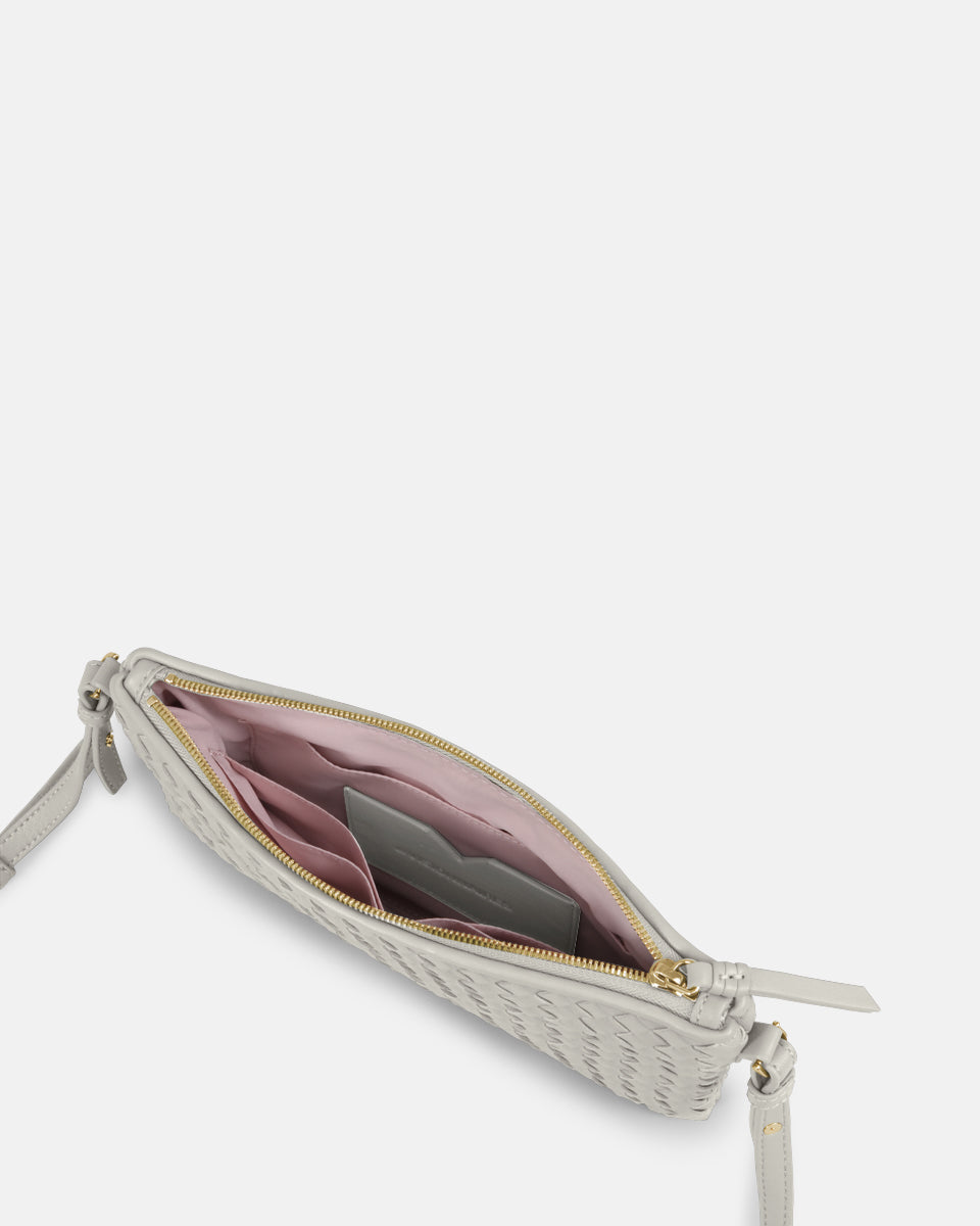 LES VISIONNAIRES- Bags- ALICE WEAVE- black / OS-off white / OS-caramel / OS-cappuccino beige / OS-matcha tea / OS-dusk blue / OS-cranberry / OS