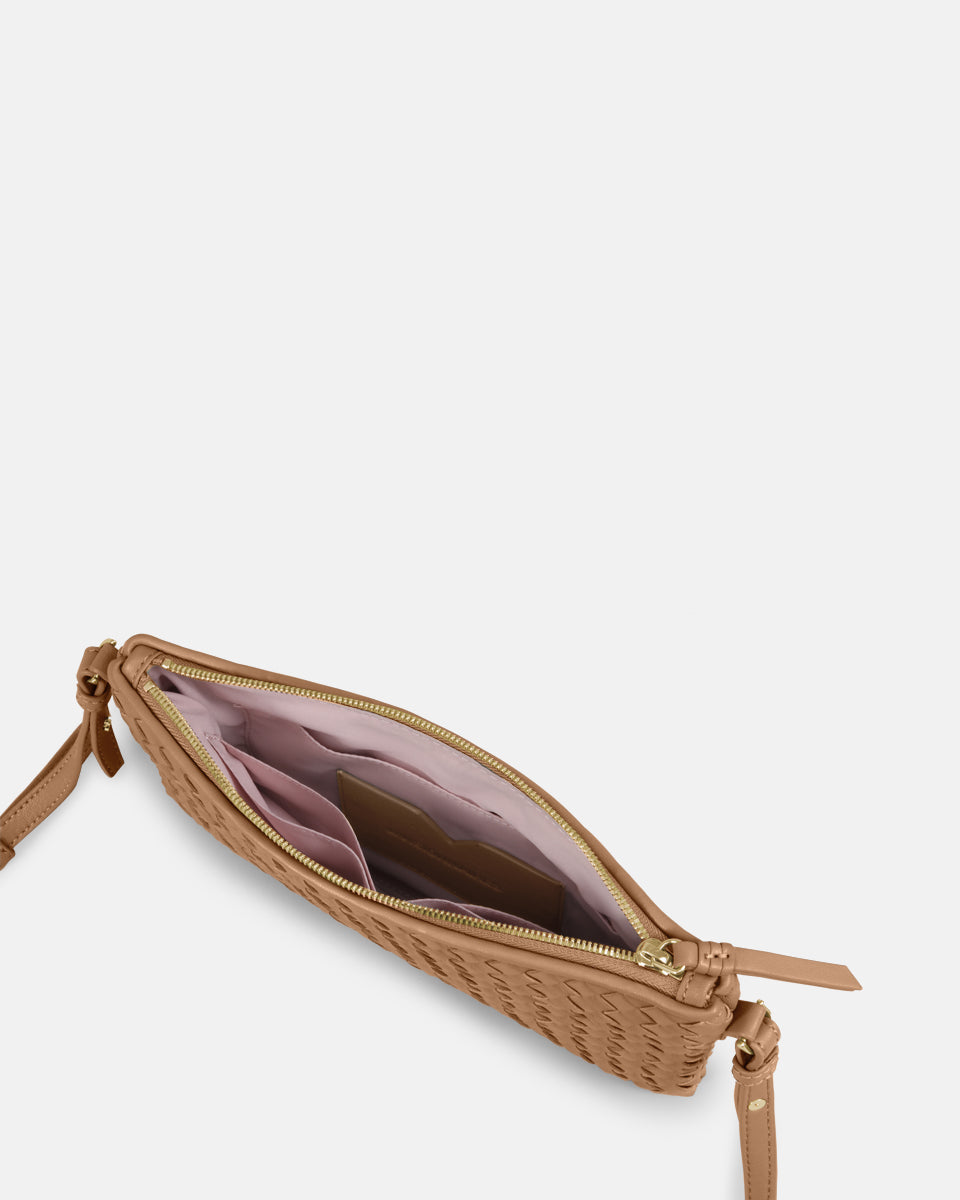 LES VISIONNAIRES- Bags- ALICE WEAVE- black / OS-off white / OS-caramel / OS-cappuccino beige / OS-matcha tea / OS-dusk blue / OS-cranberry / OS