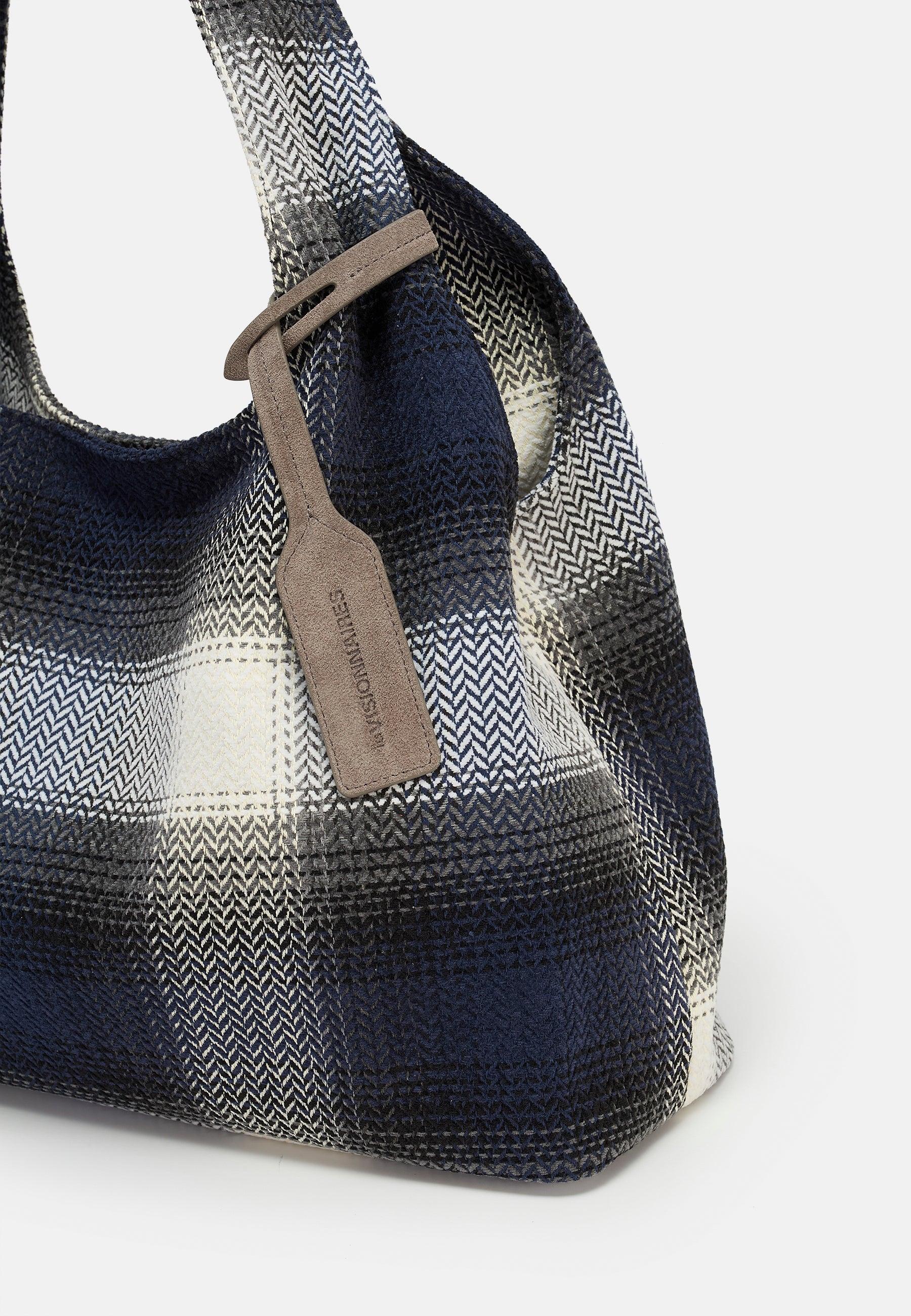 PAZ CHECK ESSENTIAL TEXTURE