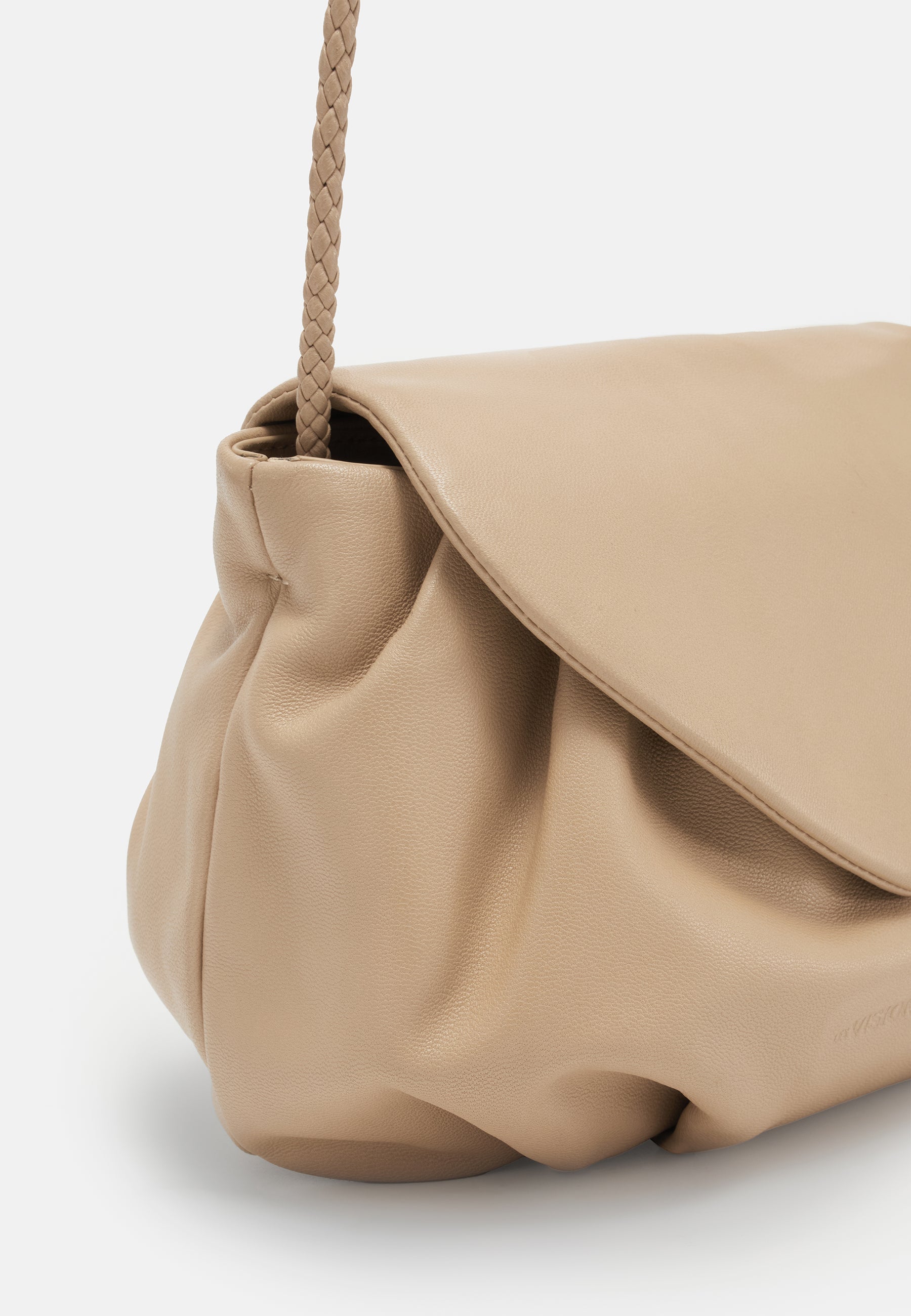 CLUTCH EVE ESSENTIAL SILKY