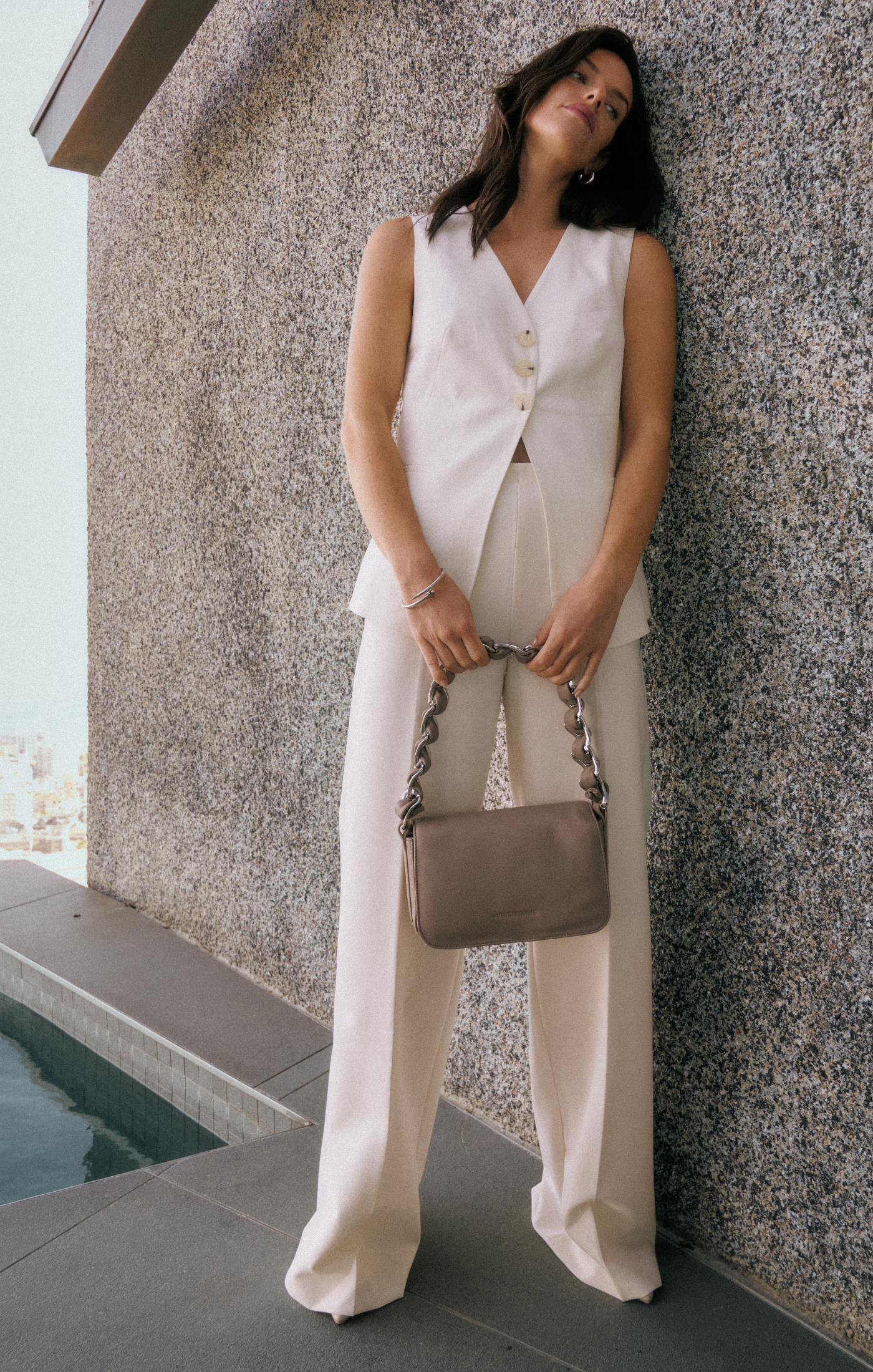 LES VISIONNAIRES- Bags- MILA CHAIN- black / OS-off white / OS-caramel / OS-cappuccino beige / OS-matcha tea / OS-dusk blue / OS-cranberry / OS