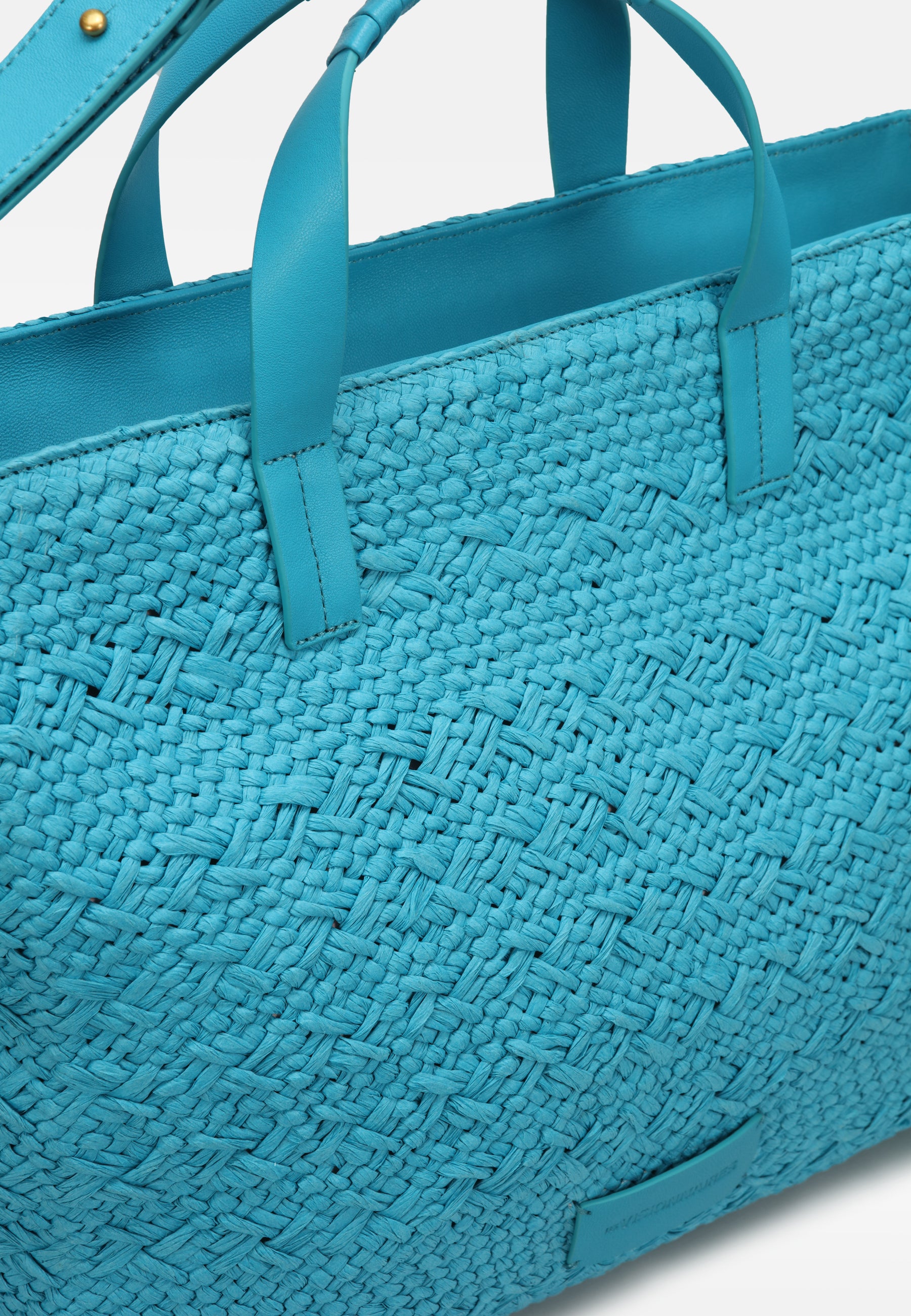 NIA RAFFIA