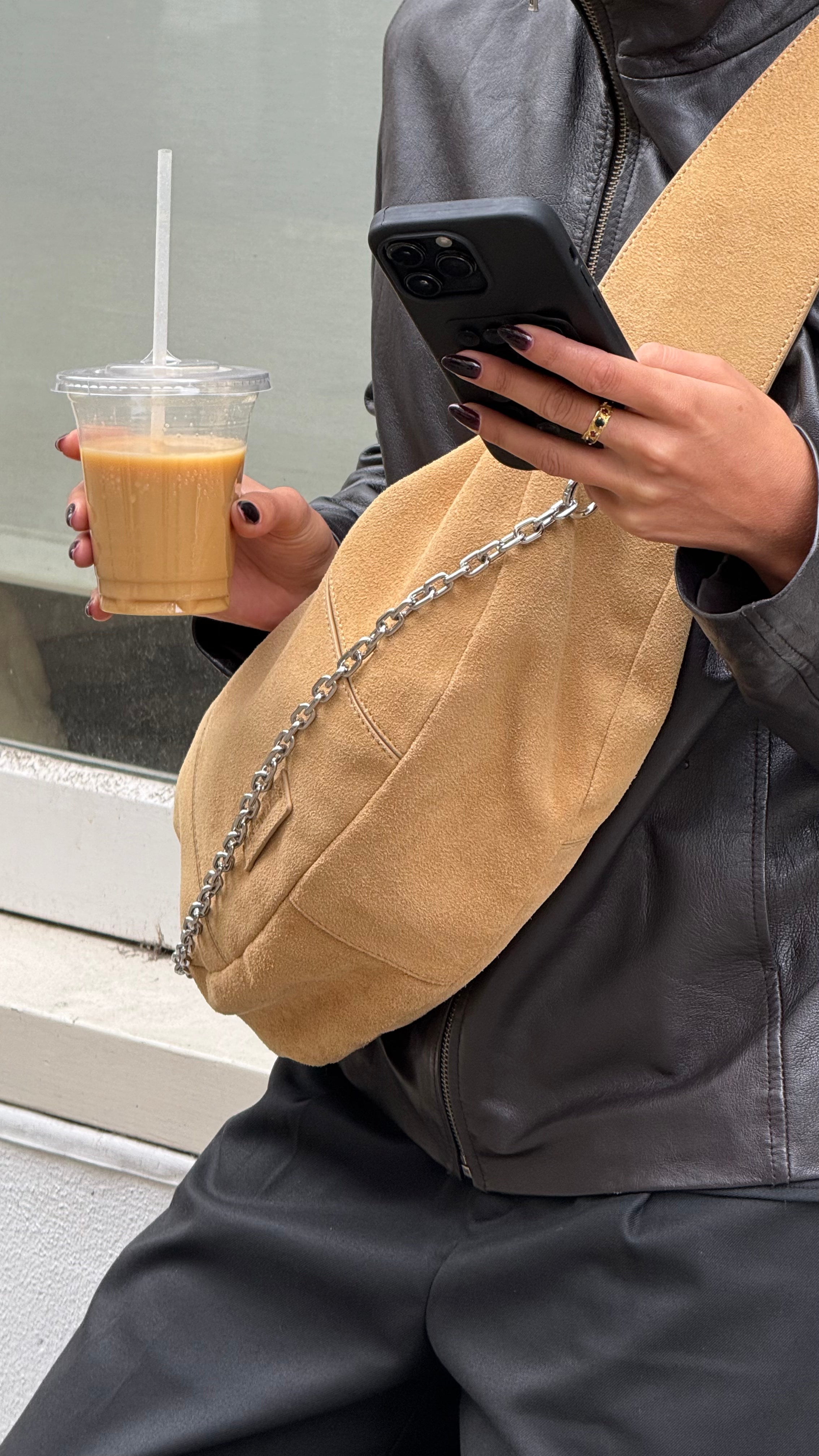 ZOE COZY CHAIN