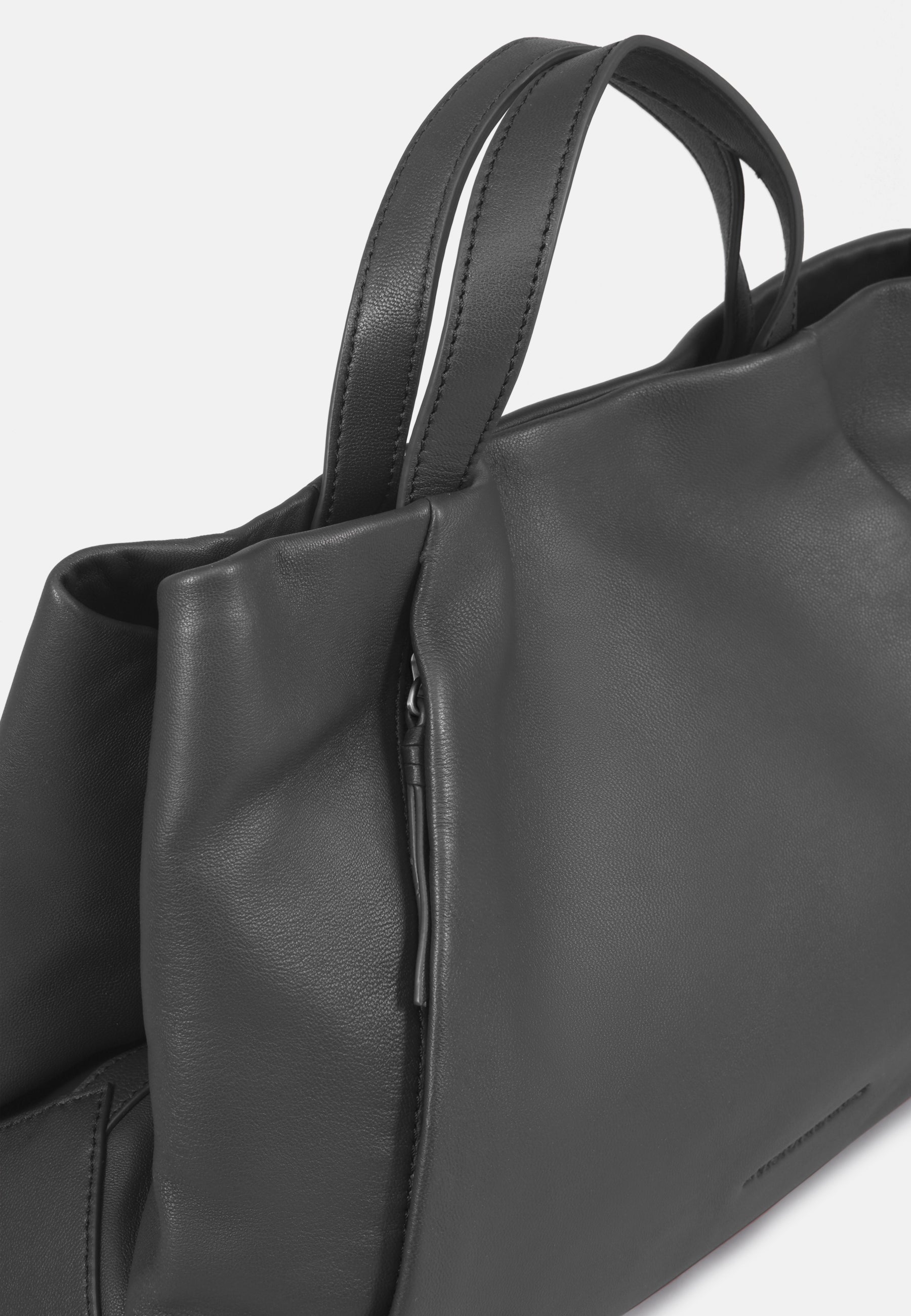 LES VISIONNAIRES- Handtaschen>Damen>Ledertaschen- CECELIA ESSENTIAL- black / OS-off white / OS-caramel / OS-cappuccino beige / OS-matcha tea / OS-dusk blue / OS-cranberry / OS