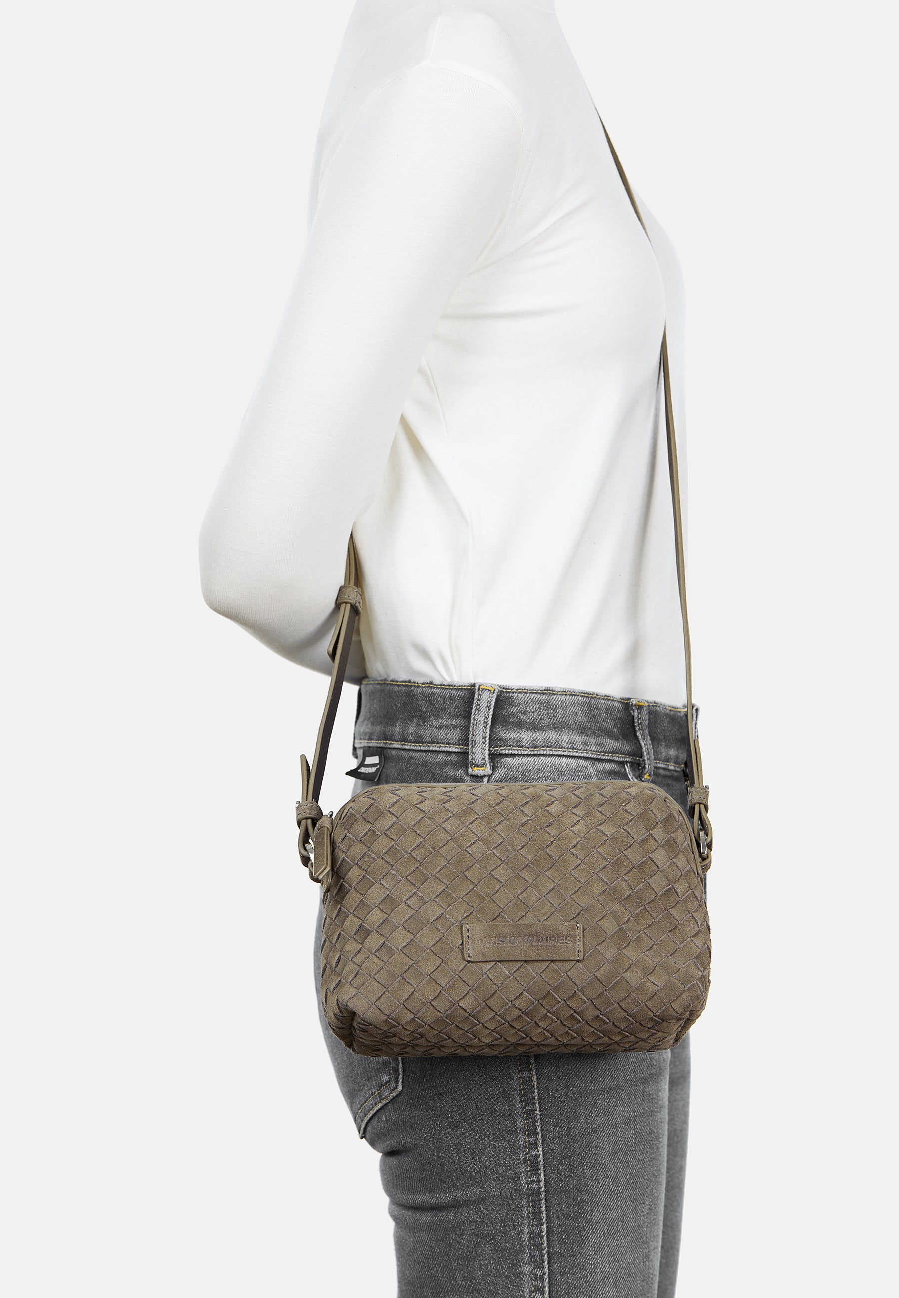 LYNN WEAVE COZY