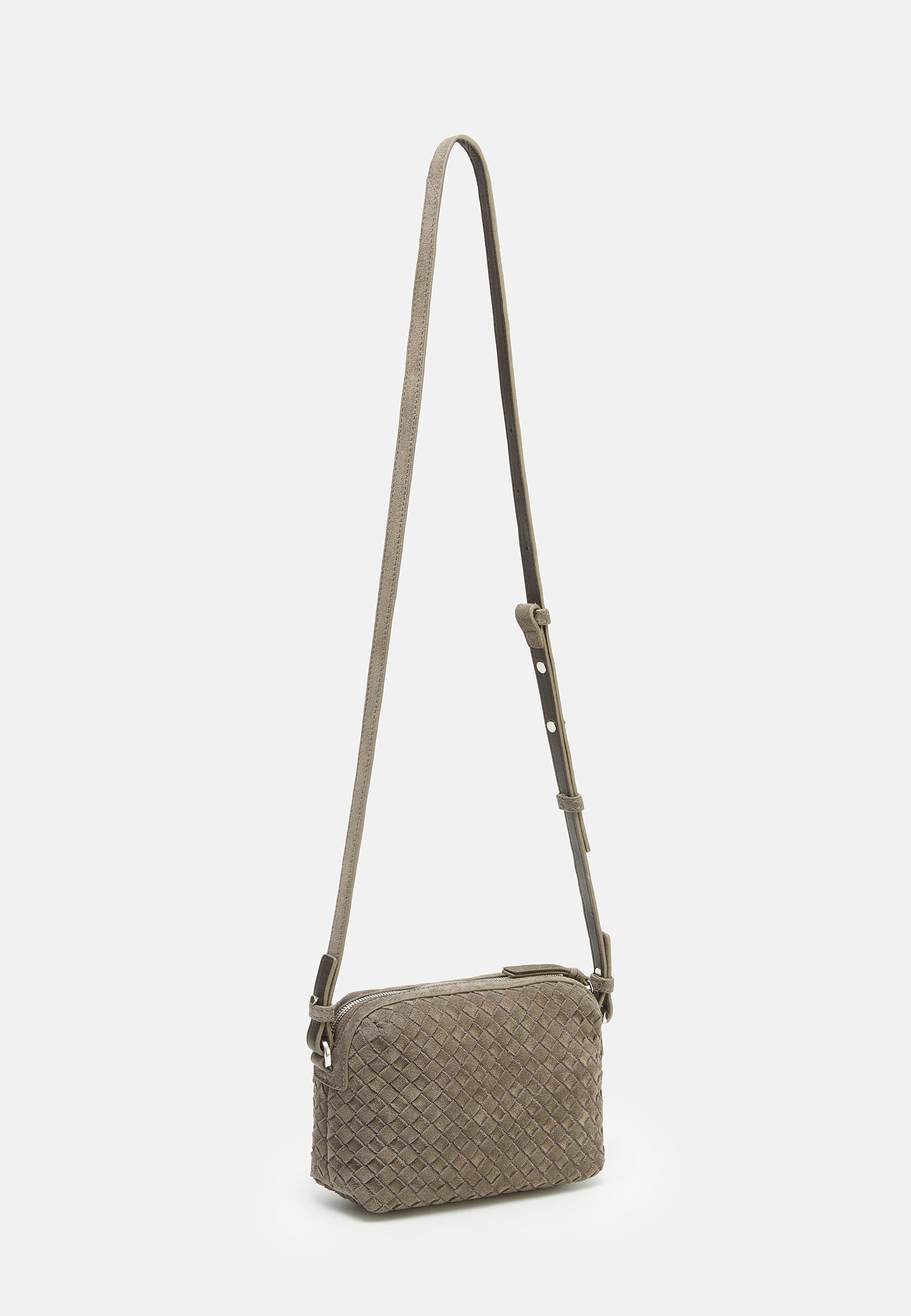 LYNN WEAVE COZY