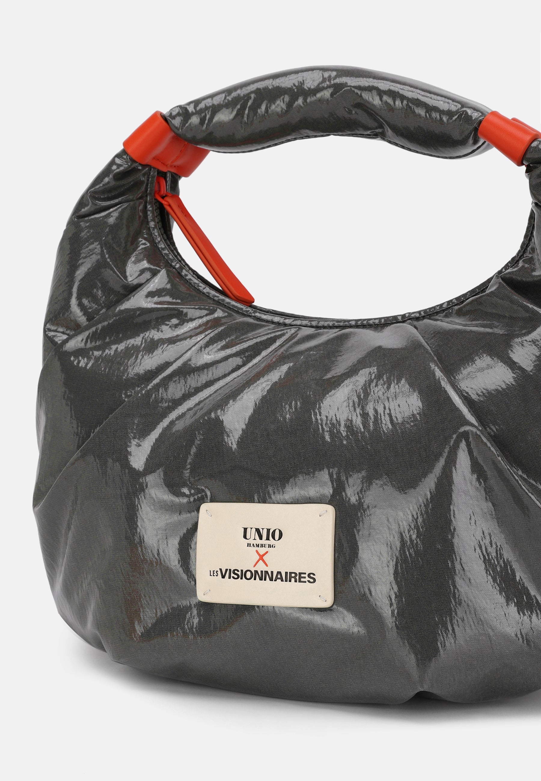 UNIO KITZBUEHEL S LACQUER