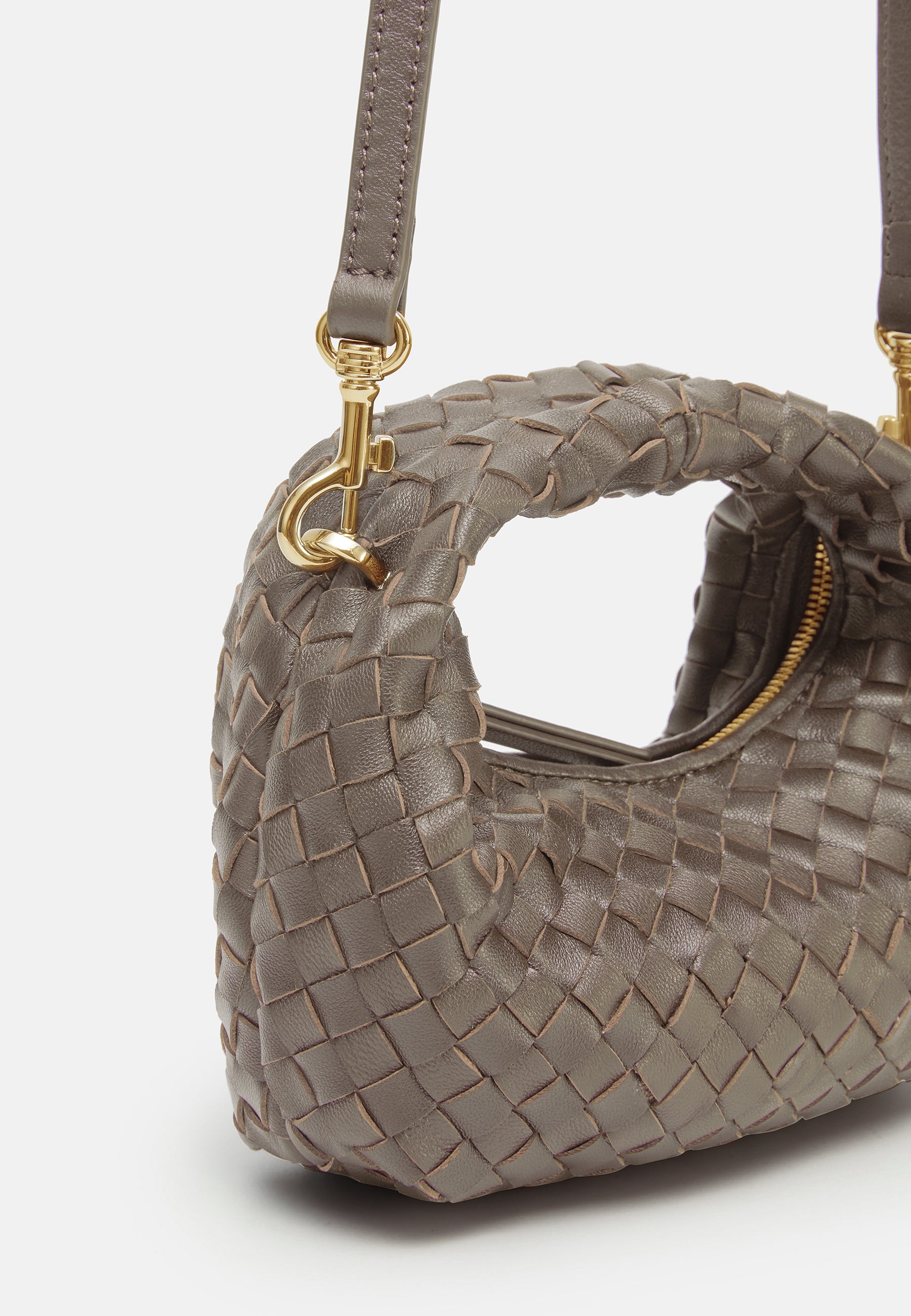 GRETA MICRO WEAVE SILKY