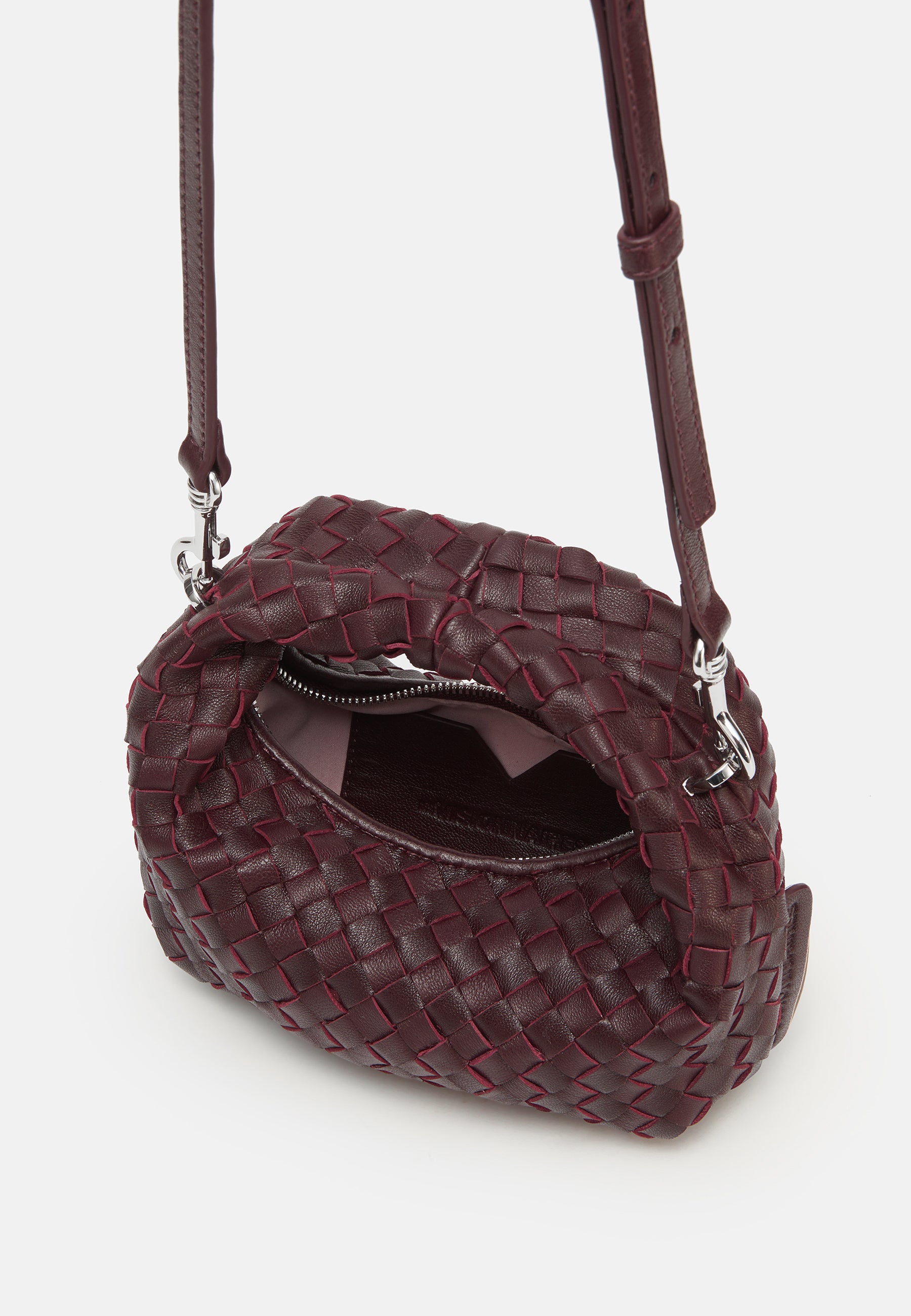 GRETA MICRO WEAVE SILKY