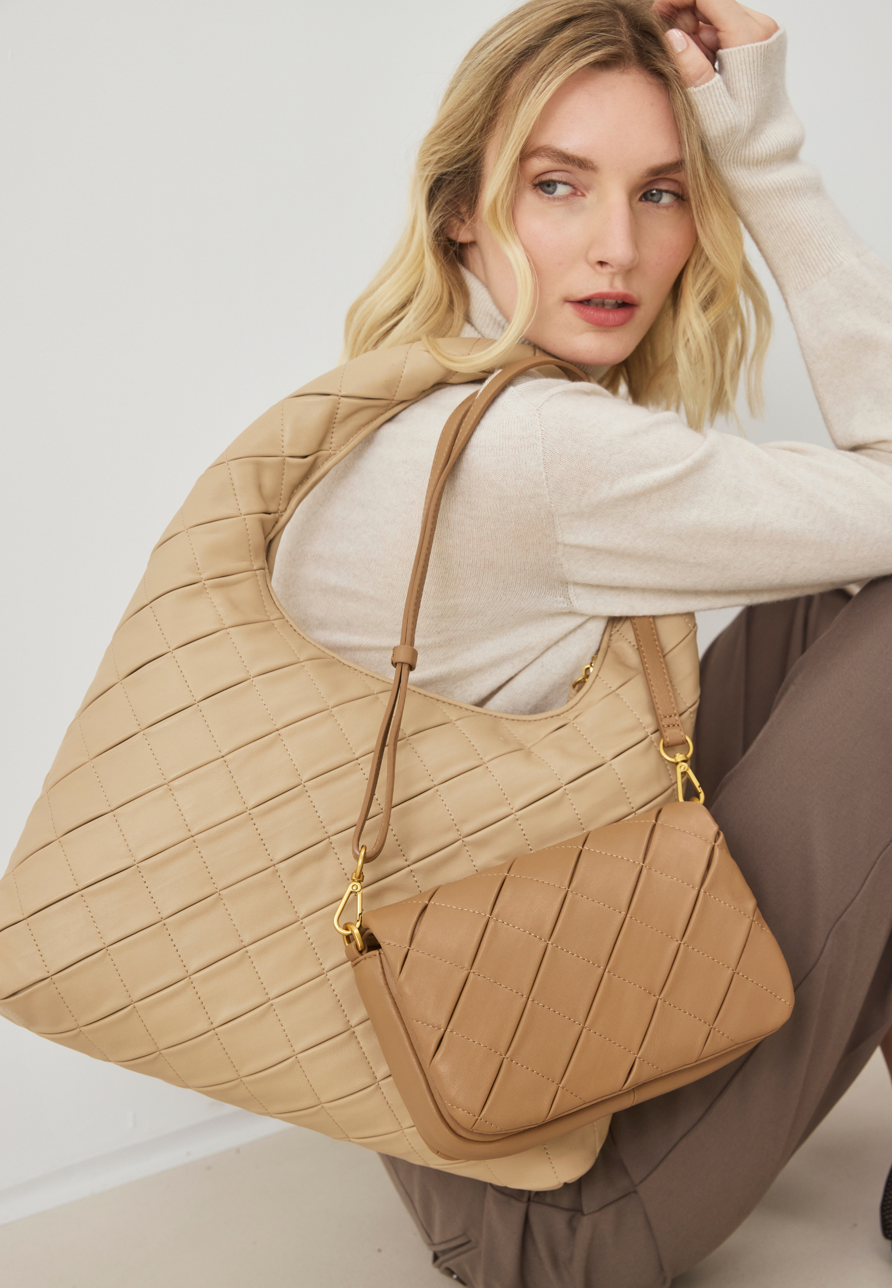 LES VISIONNAIRES- Bags- JADE QUILTED WEAVE- black / OS-cream / OS-caramel / OS-taupe brown / OS-cranberry / OS