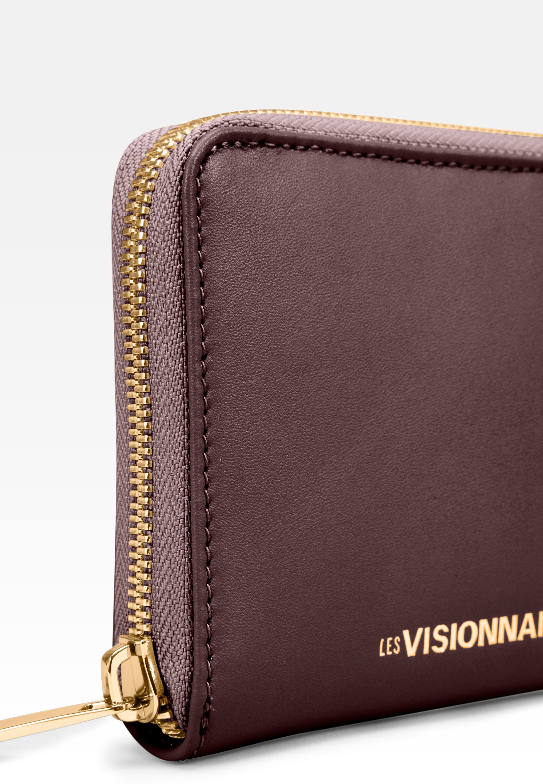 ELINA ESSENTIAL