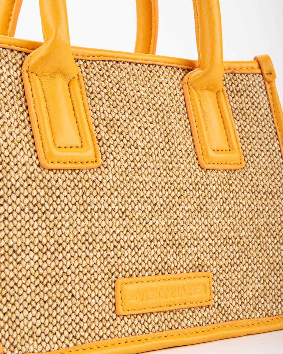 LENI CANVAS