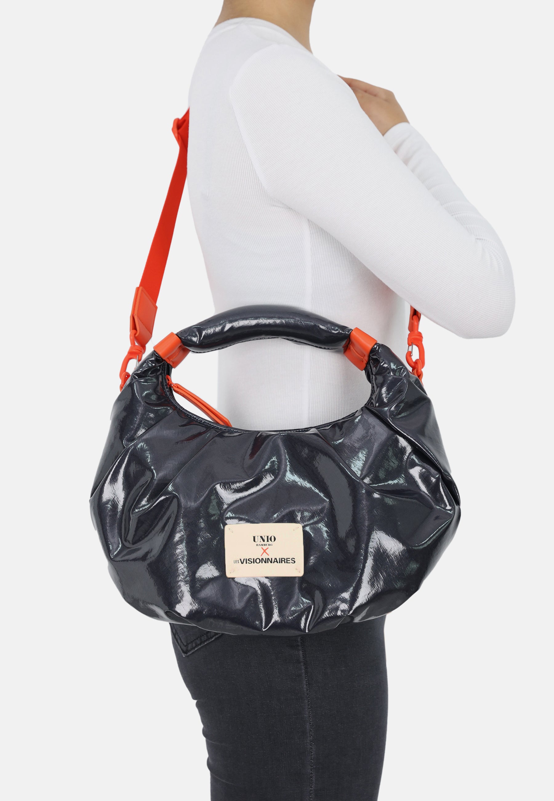 UNIO KITZBUEHEL S LACQUER